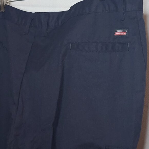 Genuine Dickies Poly Cotton Straight Leg Relaxed Fit Mid Rise Cargo Pants 44x30 - Picture 8 of 16